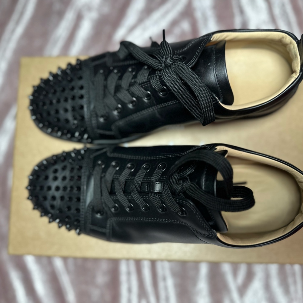 Christian Louboutin Louis Junior Spikes